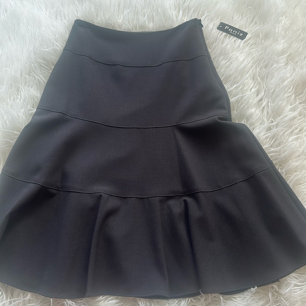 Knee length A line grey color skirt